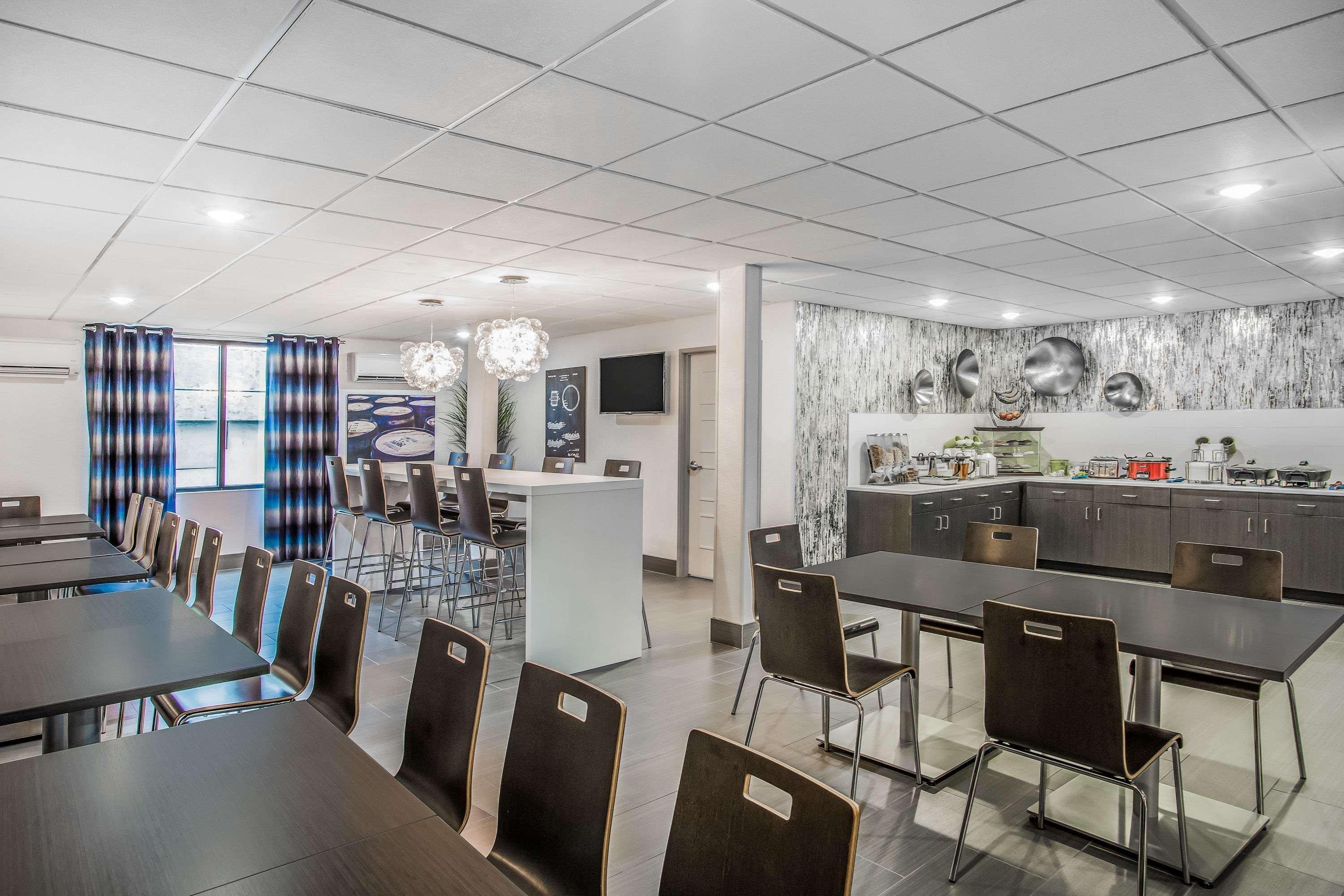 Wingate By Wyndham Louisville Airport Expo Center Esterno foto