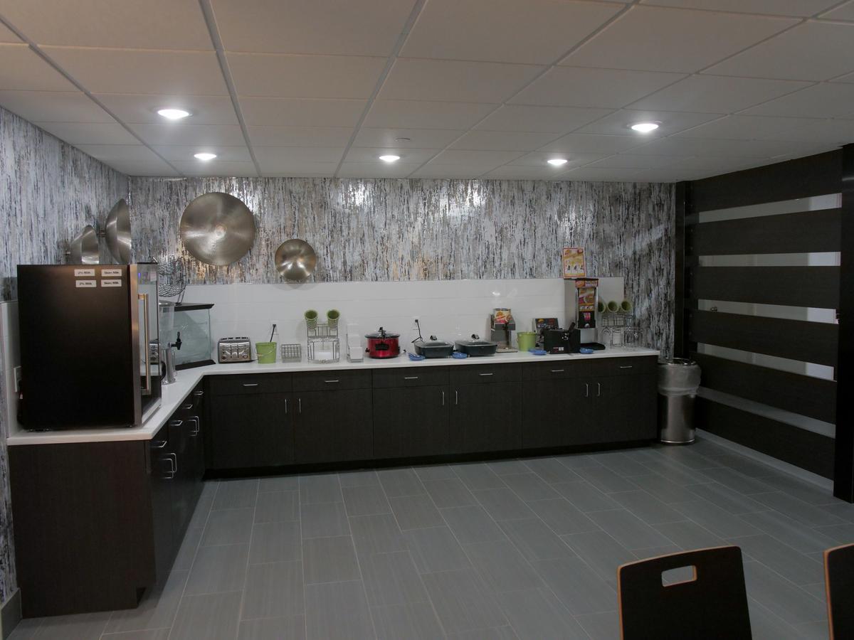 Wingate By Wyndham Louisville Airport Expo Center Esterno foto