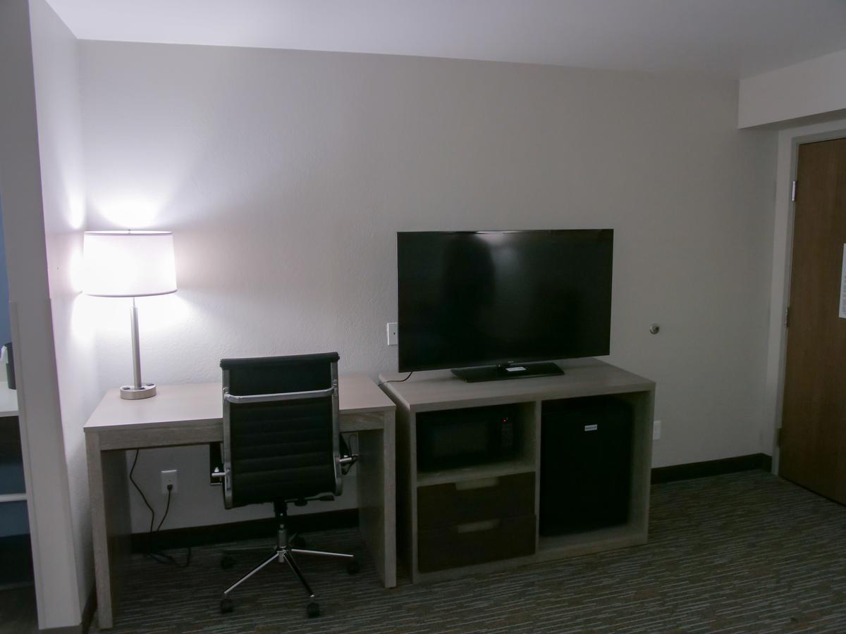 Wingate By Wyndham Louisville Airport Expo Center Esterno foto