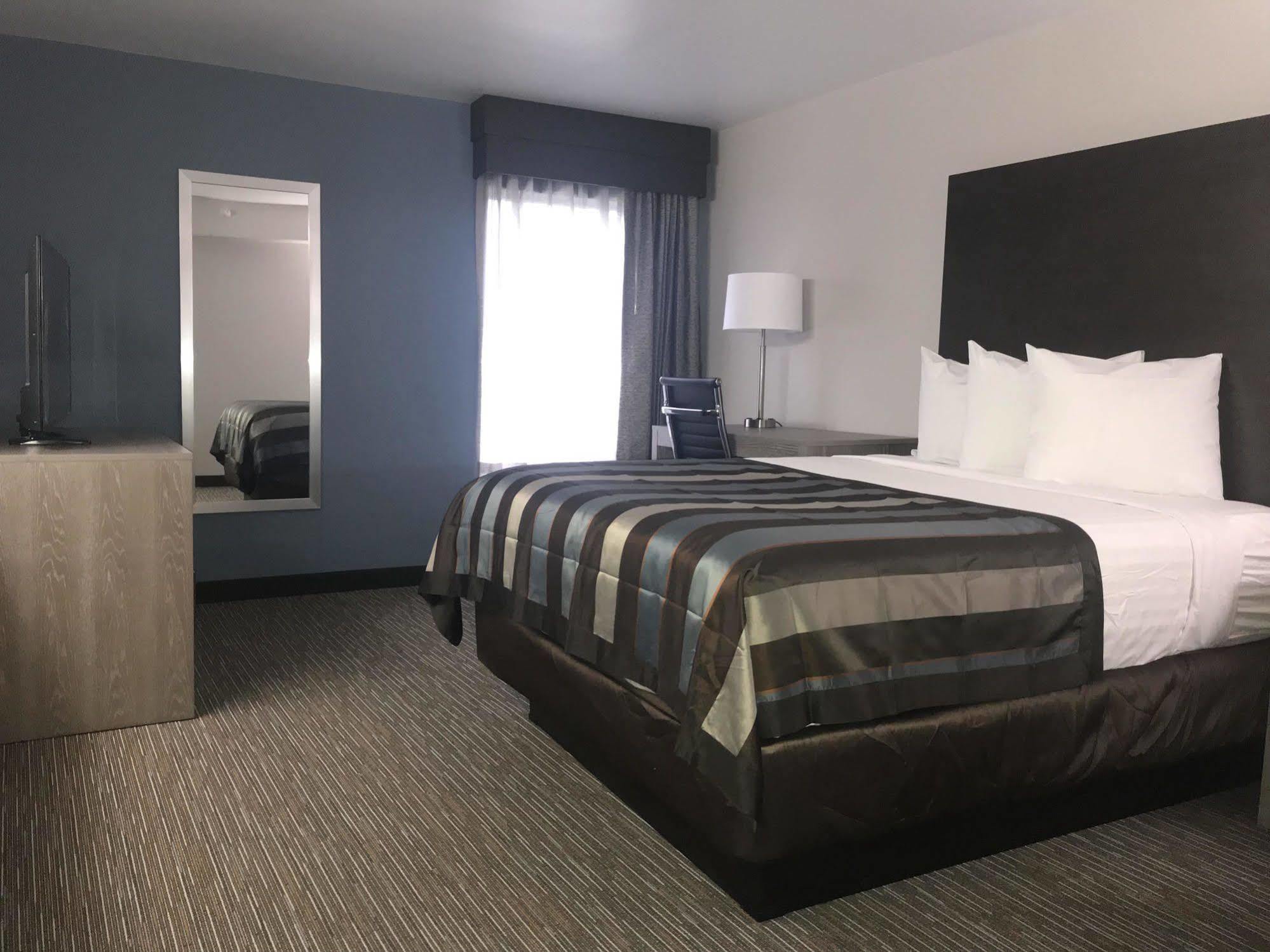 Wingate By Wyndham Louisville Airport Expo Center Esterno foto
